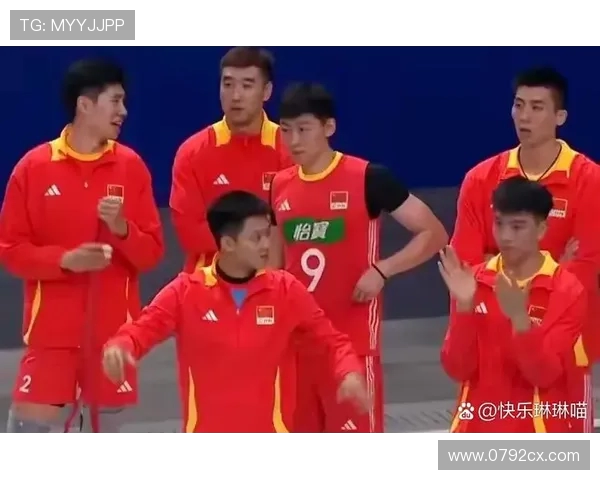 重庆排球队荣登排球配合排行榜第三位展现团队实力与默契 重庆排球队荣登排球配合排行榜第三位展现团队实力与默契