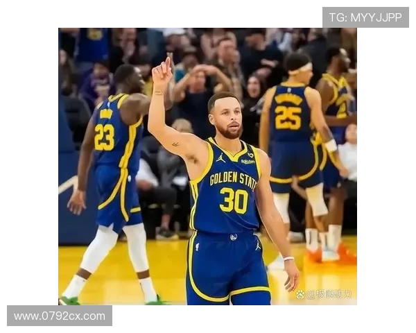 勇士与太阳激战正酣文字直播带你全程感受比赛精彩瞬间