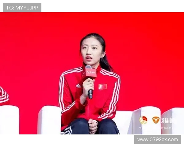 深度对话：杨芳在排球赛场上的奋斗与成长故事